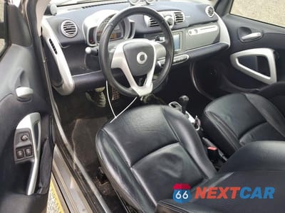 Zdjęcie 8 z 12 samochodu: 2013 SMART FORTWO PURE VIN:WMEEJ3BA6DK633916 - miniatura