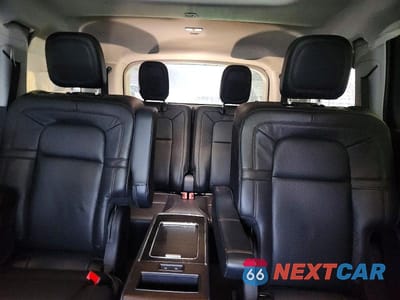 Zdjęcie 10 z 12 samochodu: 2025 LINCOLN AVIATOR RESERVE VIN:5LM5J7WC6SGL10461 - miniatura