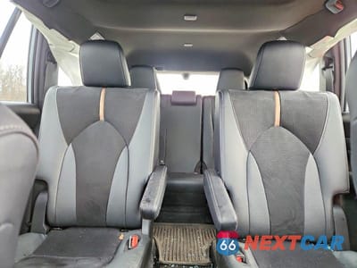 Zdjęcie 10 z 12 samochodu: 2026 TOYOTA GRAND HIGHLANDER HYBRID MAX PLATINUM VIN:5TDADAB54TS028912 - miniatura