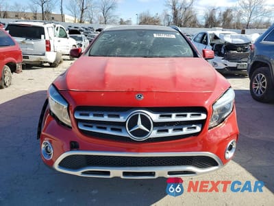 Piąte zdjęcie samochodu w środku: 2018 MERCEDES-BENZ GLA 250 4MATIC VIN:WDCTG4GB7JJ373324 - miniatura