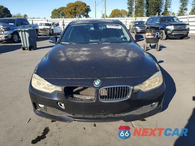 Piąte zdjęcie samochodu w środku: 2014 BMW 320 I VIN:WBA3B1C52EK135056 - miniatura