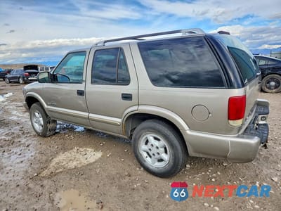 Drugie zdjęcie samochodu z przodu: 2003 CHEVROLET BLAZER VIN:1GNDT13XX3K146283 - miniatura