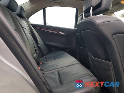 Zdjęcie 10 z 11 samochodu: 2008 MERCEDES-BENZ C 300 VIN:WDDGF54X58F046066 - miniatura