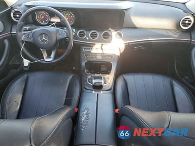 Zdjęcie 8 z 12 samochodu: 2018 MERCEDES-BENZ E 300 4MATIC VIN:WDDZF4KB3JA392372 - miniatura