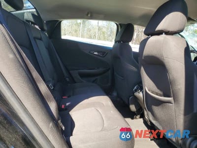 Zdjęcie 10 z 13 samochodu: 2018 CHEVROLET MALIBU LT VIN:1G1ZD5ST0JF182760 - miniatura