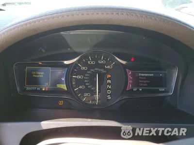 Zdjęcie 9 z 13 samochodu: 2013 LINCOLN MKX VIN:2LMDJ6JK3DBL48784 - miniatura
