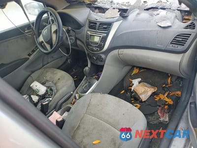 Zdjęcie 8 z 11 samochodu: 2013 HYUNDAI ACCENT GLS VIN:KMHCT4AE1DU315342 - miniatura