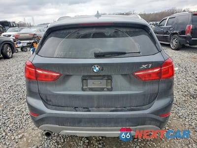 Zdjęcie 6 z 13 samochodu: 2016 BMW X1 VIN:WBXHT3C35G5F63940 - miniatura