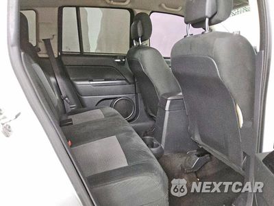Zdjęcie 11 z 13 samochodu: 2016 JEEP COMPASS SPORT VIN:1C4NJCBA7GD641773 - miniatura