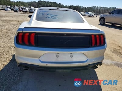 Zdjęcie 6 z 11 samochodu: 2019 FORD MUSTANG VIN:1FA6P8TH7K5163133 - miniatura