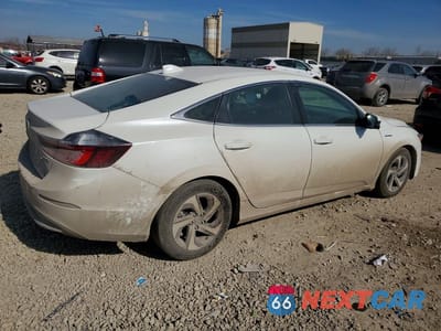 Trzecie zdjęcie samochodu z tyłu: 2019 HONDA INSIGHT EX VIN:19XZE4F54KE003867 - miniatura