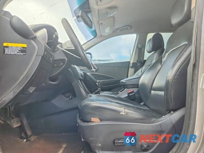 Zdjęcie 7 z 12 samochodu: 2014 HYUNDAI SANTA FE SPORT 2.0T VIN:5XYZU3LA3EG210126 - miniatura