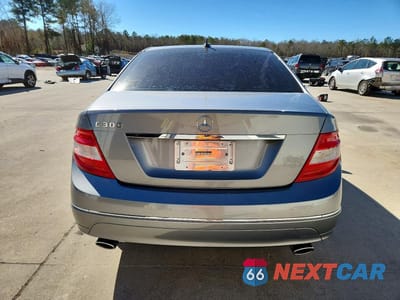 Zdjęcie 6 z 12 samochodu: 2011 MERCEDES-BENZ C 300 VIN:WDDGF5EB2BR167906 - miniatura