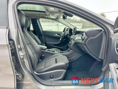 Zdjęcie 6 z 10 samochodu: 2017 MERCEDES-BENZ GLA 250 4MATIC VIN:WDCTG4GB4HJ293294 - miniatura