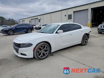 2015 DODGE CHARGER SXT 2C3CDXHG5FH852672 - główne zdjęcie licytacji z USA - miniatura