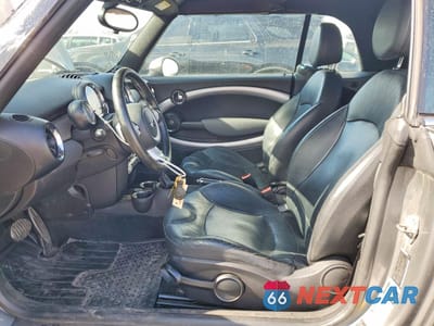 Zdjęcie 7 z 13 samochodu: 2010 MINI COOPER S VIN:WMWMS3C50ATY09354 - miniatura