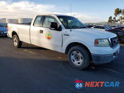 Czwarte zdjęcie samochodu z boku: 2004 FORD F150 VIN:1FTVX12584NC11648 - miniatura