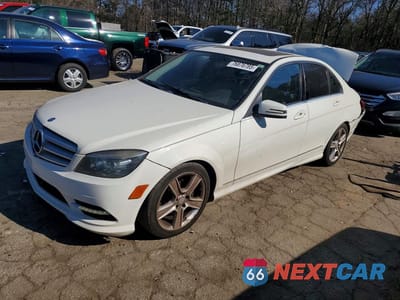 2011 MERCEDES-BENZ C 300 WDDGF5EBXBA448480 - główne zdjęcie licytacji z USA - miniatura