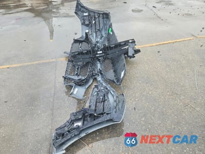 Zdjęcie 13 z 14 samochodu: 2025 MERCEDES-BENZ GLE 450E 4MATIC VIN:4JGFB4GB7SB302553 - miniatura