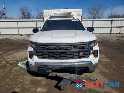 Piąte zdjęcie samochodu w środku: 2025 CHEVROLET SILVERADO 1500 REFRIGERATED BOX TRUCK VIN:3GCNKAED0SG226359 - miniatura