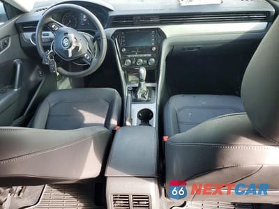 Zdjęcie 8 z 12 samochodu: 2021 VOLKSWAGEN PASSAT SE VIN:1VWSA7A3XMC018000 - miniatura