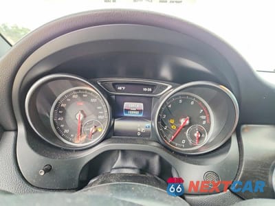 Zdjęcie 9 z 11 samochodu: 2018 MERCEDES-BENZ CLA 250 4MATIC VIN:WDDSJ4GB0JN576394 - miniatura