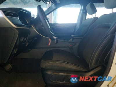Zdjęcie 7 z 13 samochodu: 2024 JEEP GRAND CHEROKEE L LAREDO VIN:1C4RJKAG5R8618926 - miniatura