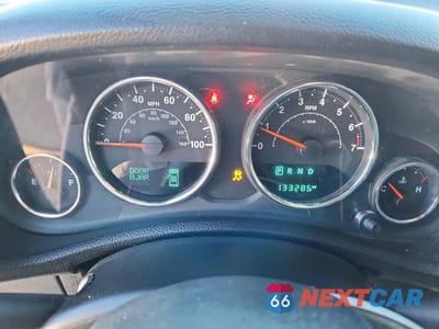 Zdjęcie 9 z 11 samochodu: 2015 JEEP WRANGLER SAHARA VIN:1C4AJWBG1FL538759 - miniatura