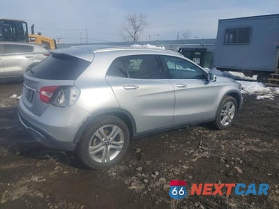 Trzecie zdjęcie samochodu z tyłu: 2020 MERCEDES-BENZ GLA 250 4MATIC VIN:WDCTG4GB0LU026564 - miniatura