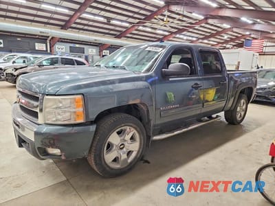 2011 CHEVROLET SILVERADO K1500 LT 3GCPKSE34BG375024 - główne zdjęcie licytacji z USA - miniatura