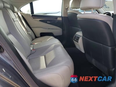 Zdjęcie 10 z 12 samochodu: 2015 LEXUS LS 460 BASE VIN:JTHBL5EF4F5133333 - miniatura
