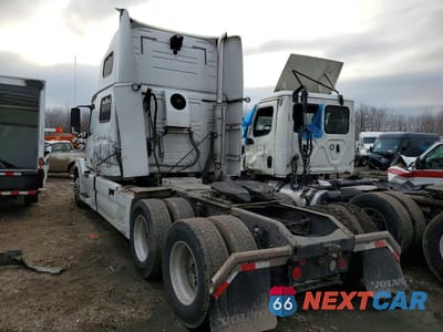 Trzecie zdjęcie samochodu z tyłu: 2007 VOLVO VN VNL - SEMI TRUCK VIN:4V4NC9GH07N458023 - miniatura