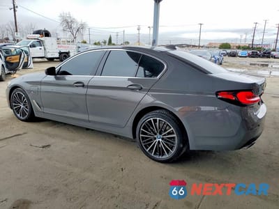 Drugie zdjęcie samochodu z przodu: 2022 BMW 530E VIN:WBA13AG01NCJ96735 - miniatura