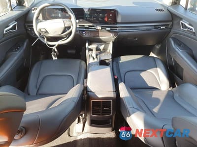 Zdjęcie 8 z 12 samochodu: 2026 KIA SPORTAGE EX VIN:5XYK33DF2TG354763 - miniatura