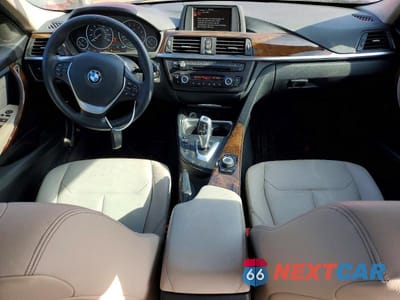 Zdjęcie 8 z 12 samochodu: 2015 BMW 328 XI VIN:WBA3B3C55FJ984228 - miniatura