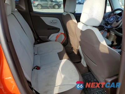 Zdjęcie 10 z 11 samochodu: 2017 JEEP RENEGADE LATITUDE VIN:ZACCJABB3HPG15842 - miniatura