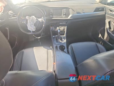 Zdjęcie 8 z 12 samochodu: 2019 VOLKSWAGEN JETTA S VIN:3VWC57BU5KM140193 - miniatura