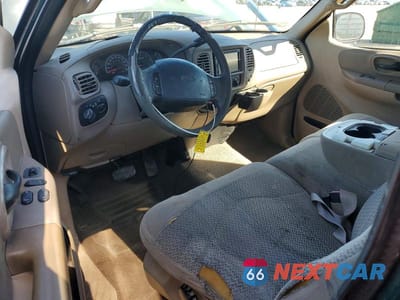 Zdjęcie 8 z 12 samochodu: 2000 FORD F150 VIN:1FTRX18LXYNC03208 - miniatura