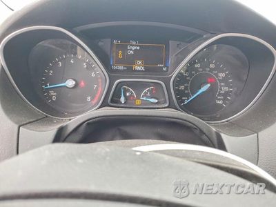 Zdjęcie 9 z 11 samochodu: 2015 FORD FOCUS SE VIN:1FADP3K28FL313596 - miniatura