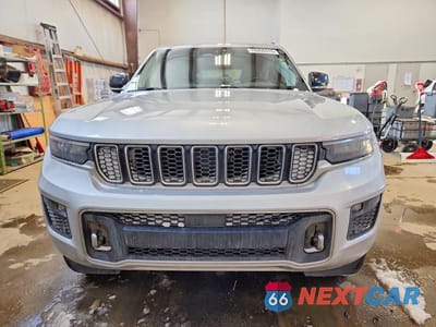 Piąte zdjęcie samochodu w środku: 2023 JEEP GRAND CHEROKEE OVERLAND VIN:1C4RJHDG7P8721972 - miniatura