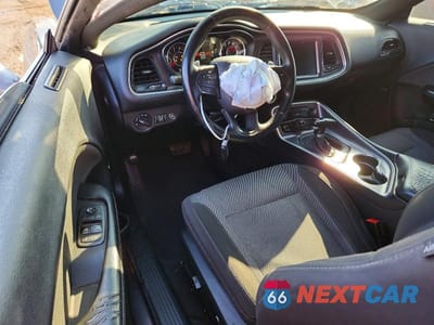 Zdjęcie 8 z 11 samochodu: 2016 DODGE CHALLENGER SXT VIN:2C3CDZAG4GH202982 - miniatura