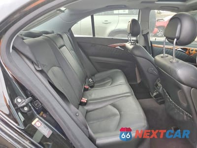 Zdjęcie 10 z 12 samochodu: 2005 MERCEDES-BENZ E 500 VIN:WDBUF70J75A706030 - miniatura