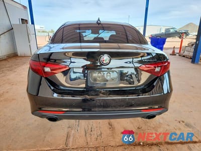 Zdjęcie 6 z 11 samochodu: 2019 ALFA ROMEO GIULIA VIN:ZARFAMAN9K7609788 - miniatura