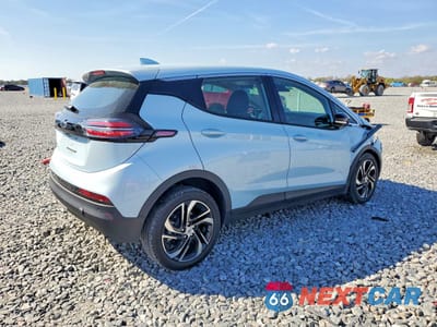 Trzecie zdjęcie samochodu z tyłu: 2023 CHEVROLET BOLT EV 2LT VIN:1G1FX6S07P4152200 - miniatura