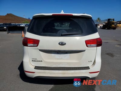 Zdjęcie 6 z 13 samochodu: 2015 KIA SEDONA LX VIN:KNDMB5C10F6070181 - miniatura