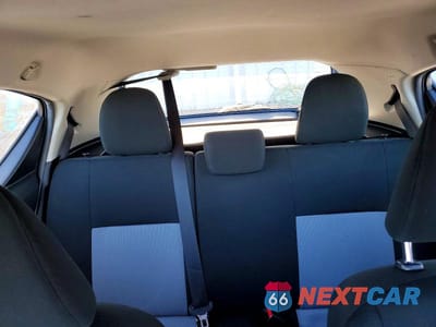Zdjęcie 10 z 13 samochodu: 2018 TOYOTA PRIUS C TWO VIN:JTDKDTB33J1619581 - miniatura