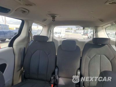 Zdjęcie 10 z 12 samochodu: 2017 CHRYSLER PACIFICA TOURING VIN:2C4RC1DGXHR511518 - miniatura
