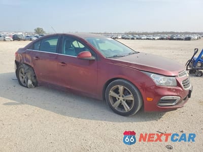 Czwarte zdjęcie samochodu z boku: 2015 CHEVROLET CRUZE LT VIN:1G1PE5SB8F7179862 - miniatura