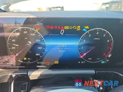 Zdjęcie 9 z 12 samochodu: 2025 MERCEDES-BENZ GLA 250 4MATIC VIN:W1N4N4HB5SJ653882 - miniatura