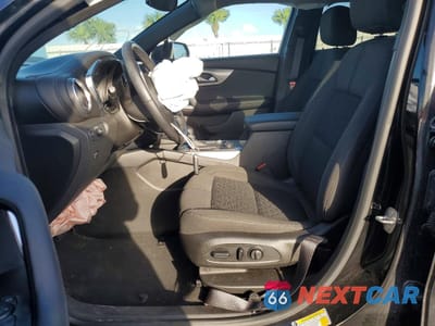 Zdjęcie 7 z 13 samochodu: 2019 CHEVROLET BLAZER 1LT VIN:3GNKBBRA6KS583168 - miniatura